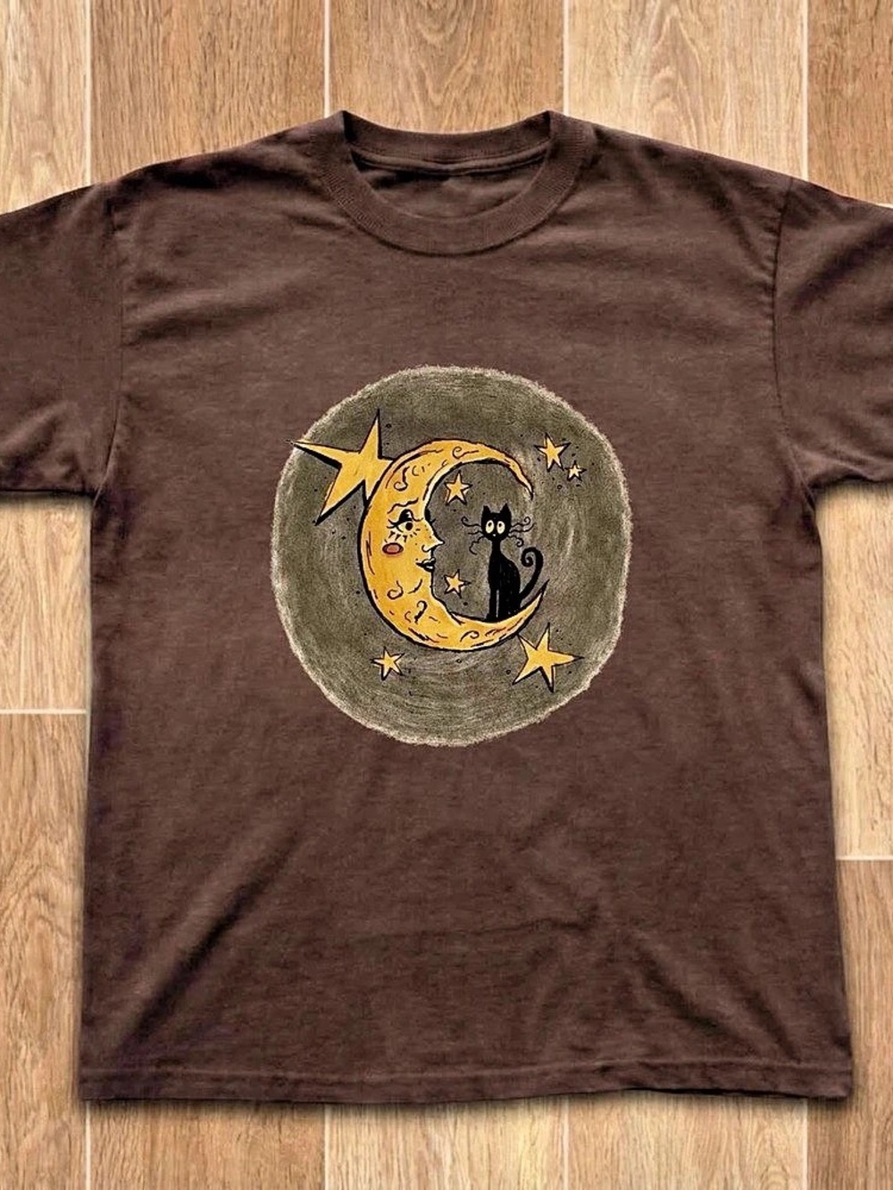 Gildan 5000 Heavy Cotton Tee Graphic Tee in dark Chocolate late Like New